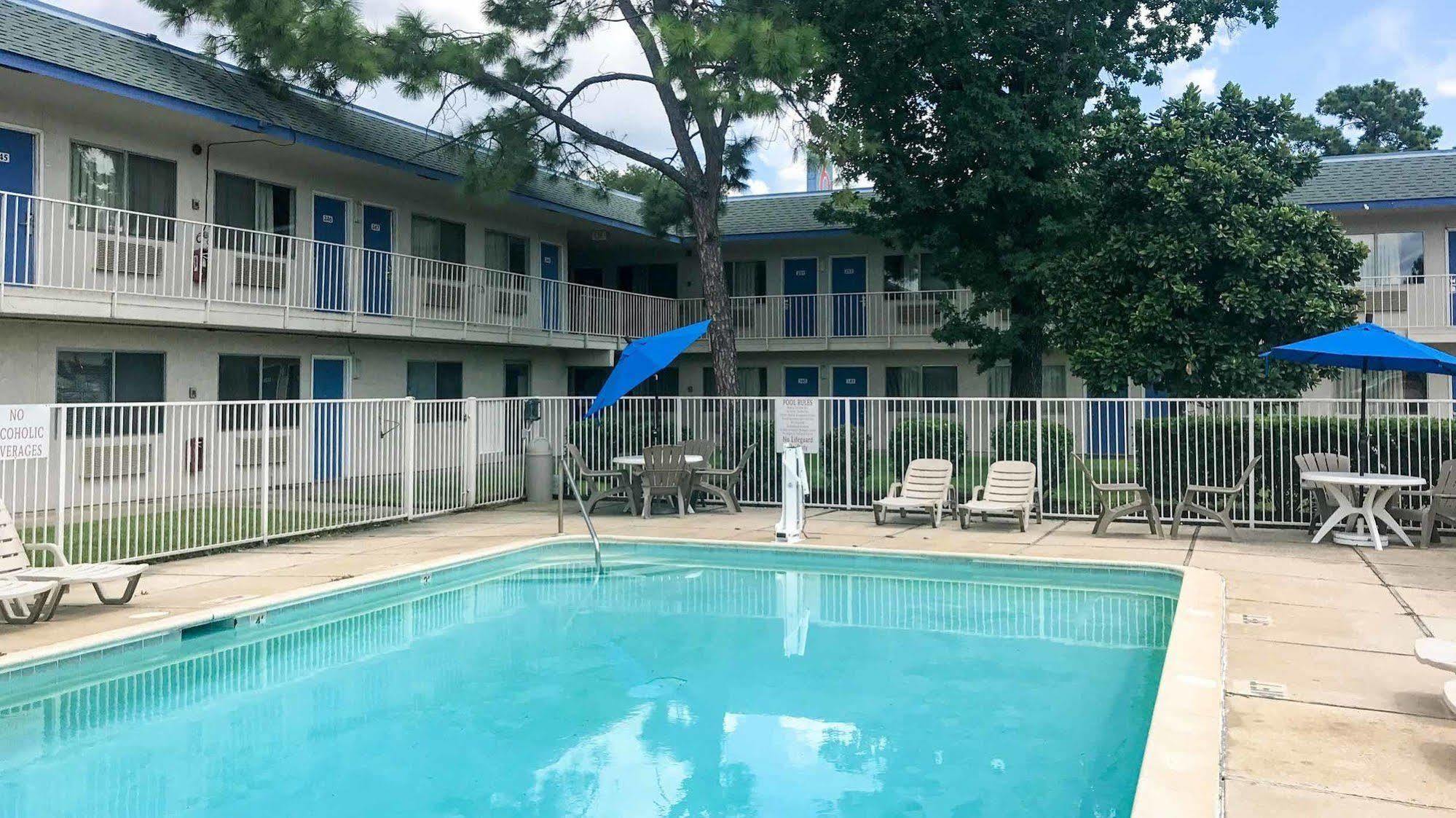 Motel 6-Conroe, Tx Exterior photo