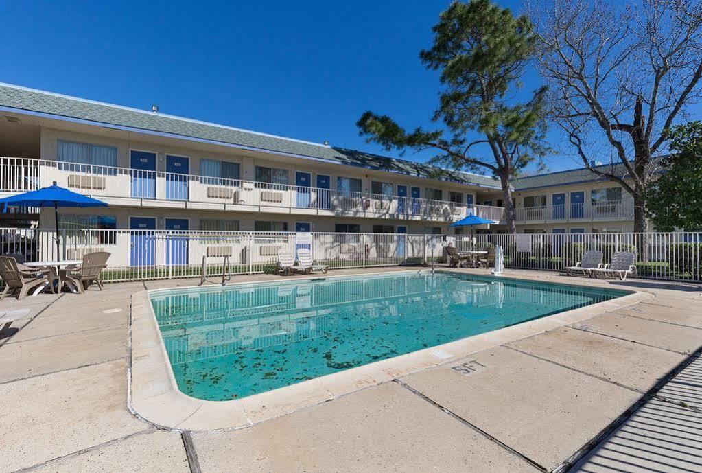 Motel 6-Conroe, Tx Exterior photo